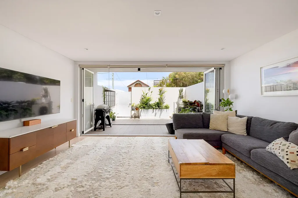 2/28-30 Fletcher Street, Bondi, NSW 2026