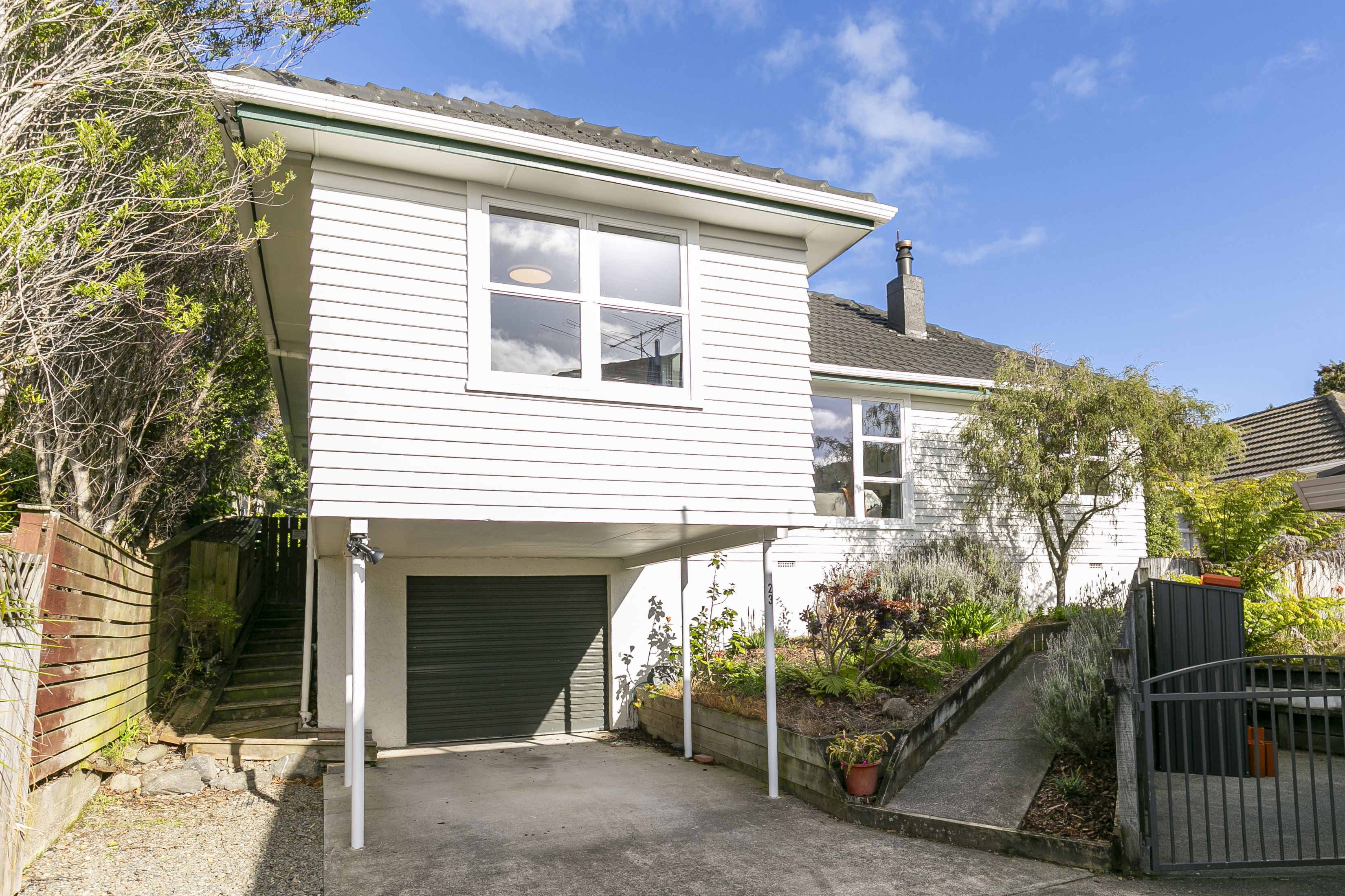 23 Larsen Crescent, Tawa