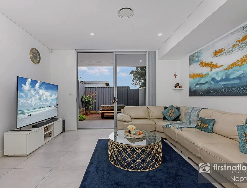 6/180 Targo Road, Girraween, NSW 2145, 3 Kuwarto, 2 Banyo, Townhouse