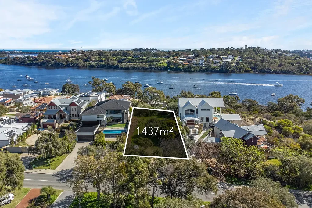 Bicton A riverside dream