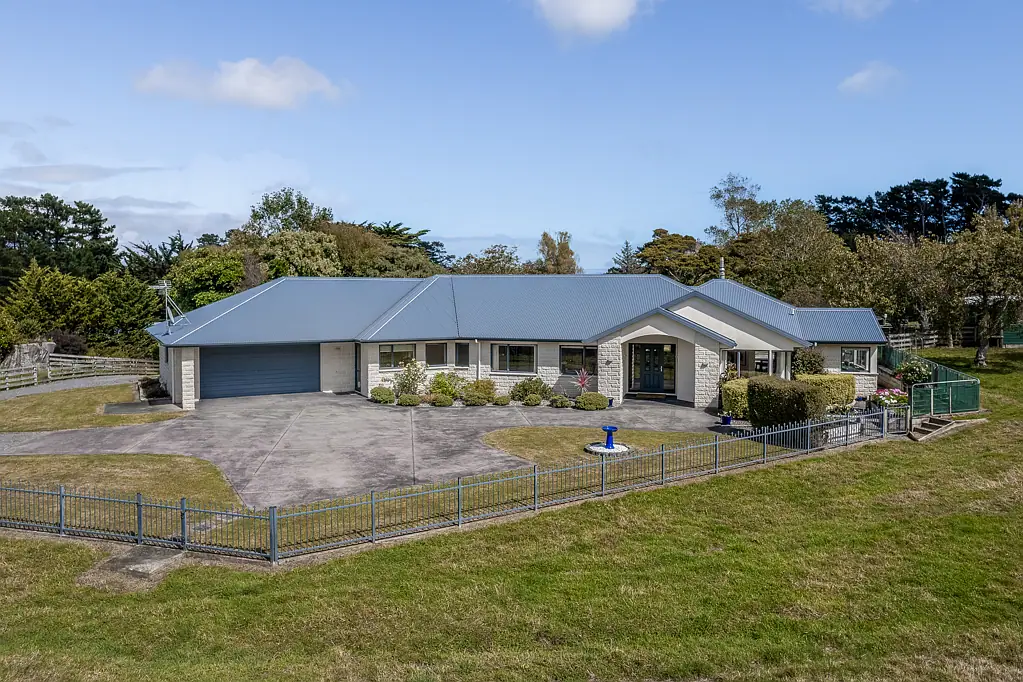 7 Jones Deviation, Pauatahanui, Porirua City, Wellington
