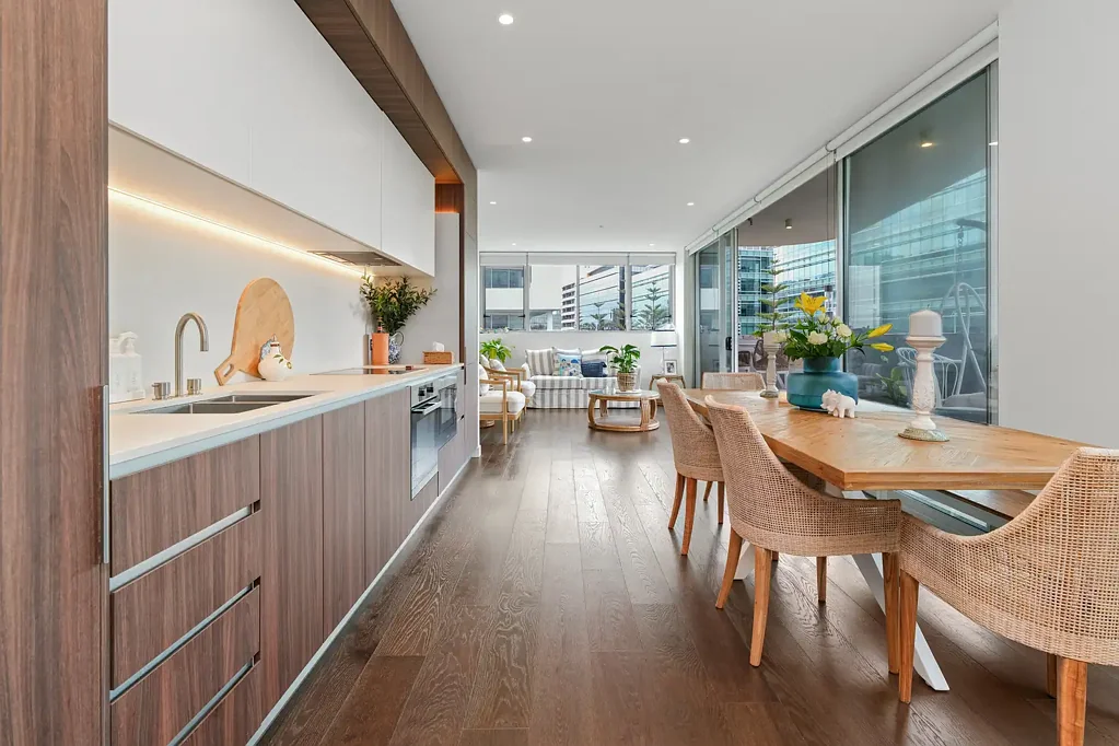 Newcastle 1ห้องนอน Put simply, harbourside style and lifestyle in the heart of Honeysuckle