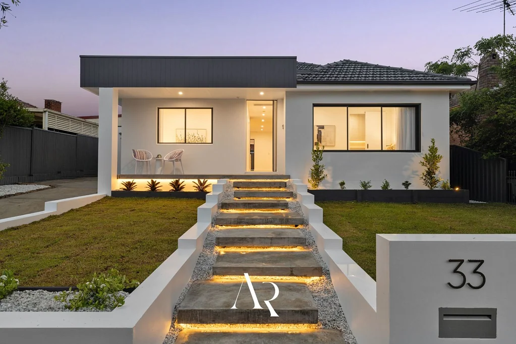 33 Mayfair Crescent, Beverly Hills, NSW 2209