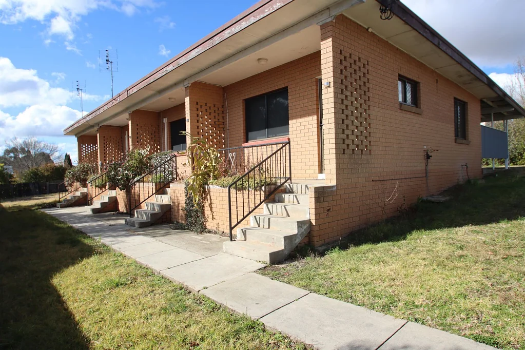 74 Martin Street, Tenterfield, NSW 2372