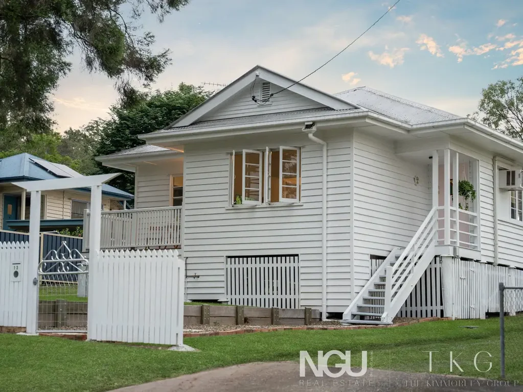 13 Down Street, Esk, QLD 4312