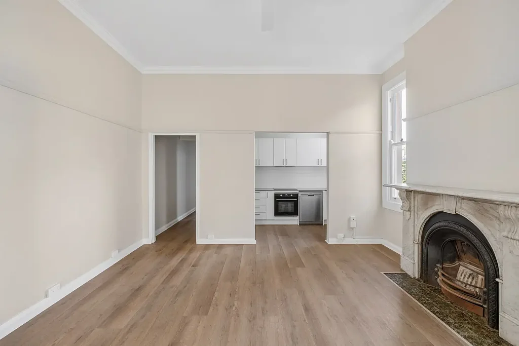 Renovated spacious 2-bedroom apartment in village setting