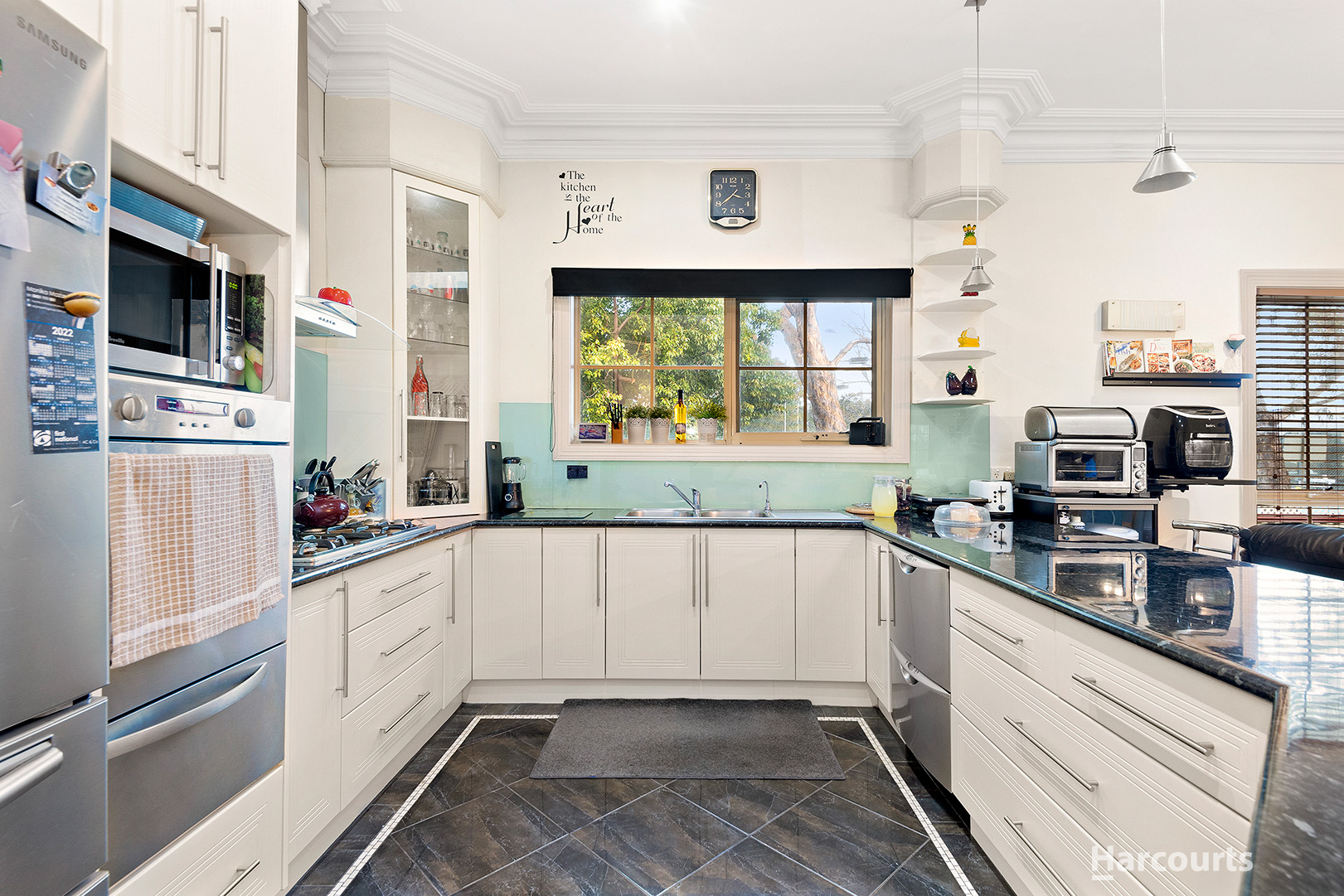 282 WARRIGAL RD, GLEN IRIS VIC 3146, 0部屋, 0バスルーム, House