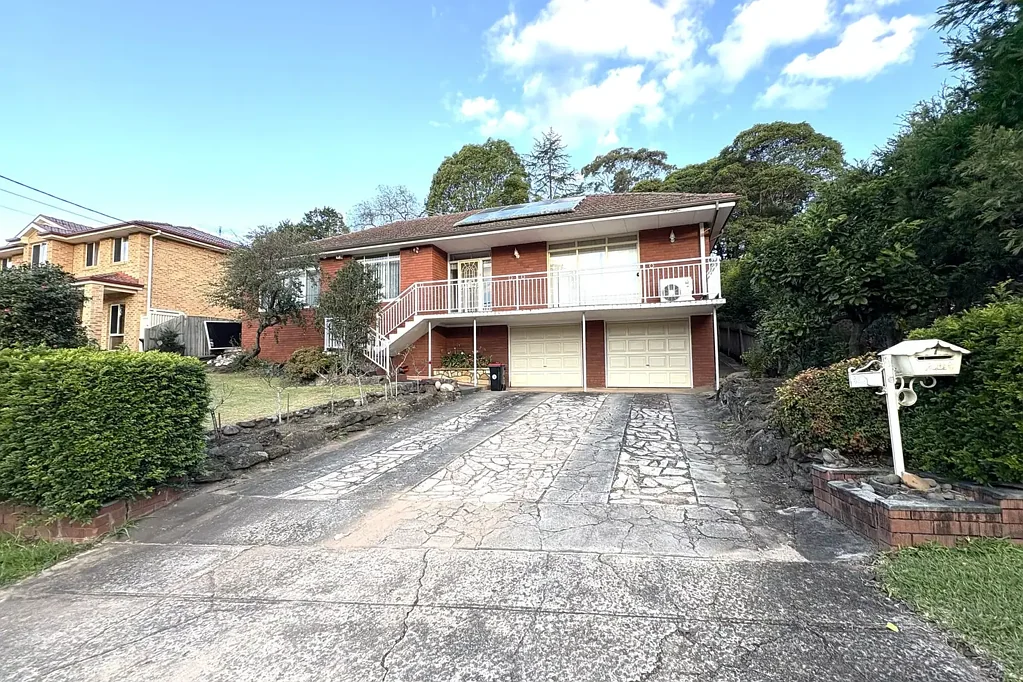 Spacious Family Home with Brand-New Central Air Conditioning