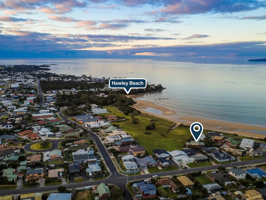 Shearwater 8房  Coastal Living with Two Self-Contained Units and Endless Possibilities