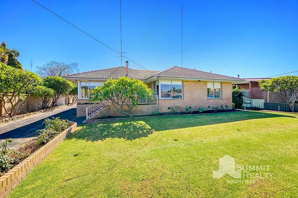 South Bunbury 3침실 SOLD BY TIM COOPER!