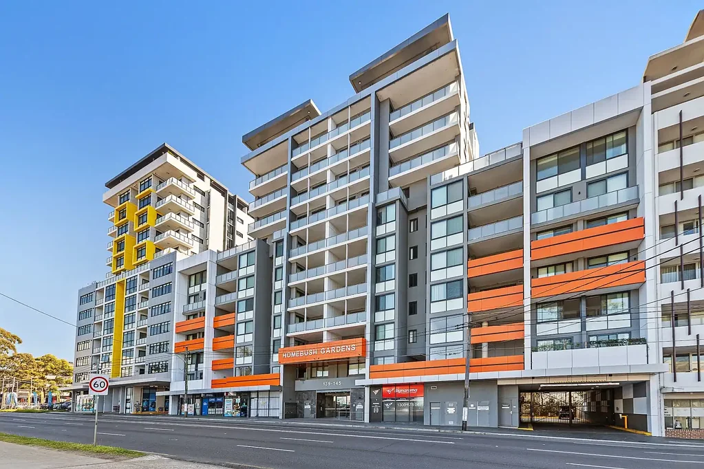 Homebush 2कमरा Spacious and stylish two bedroom apartment in convenient locale