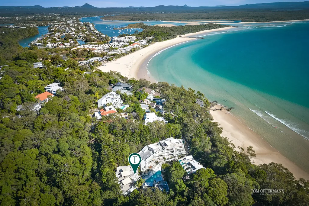 Noosa Heads 2Moenga Beautiful End Apartment in Little Cove Offering Prime Investment