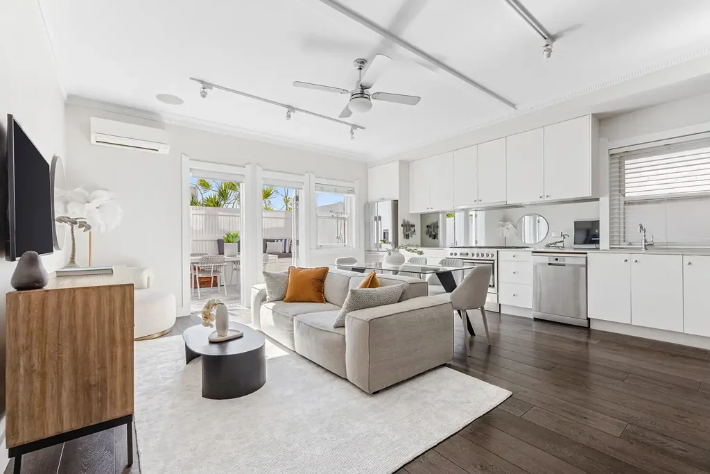 Bondi Beach 2 Bedroom Renovated Art Deco Gem with North-Facing Courtyard, Moments to Bondi Beach