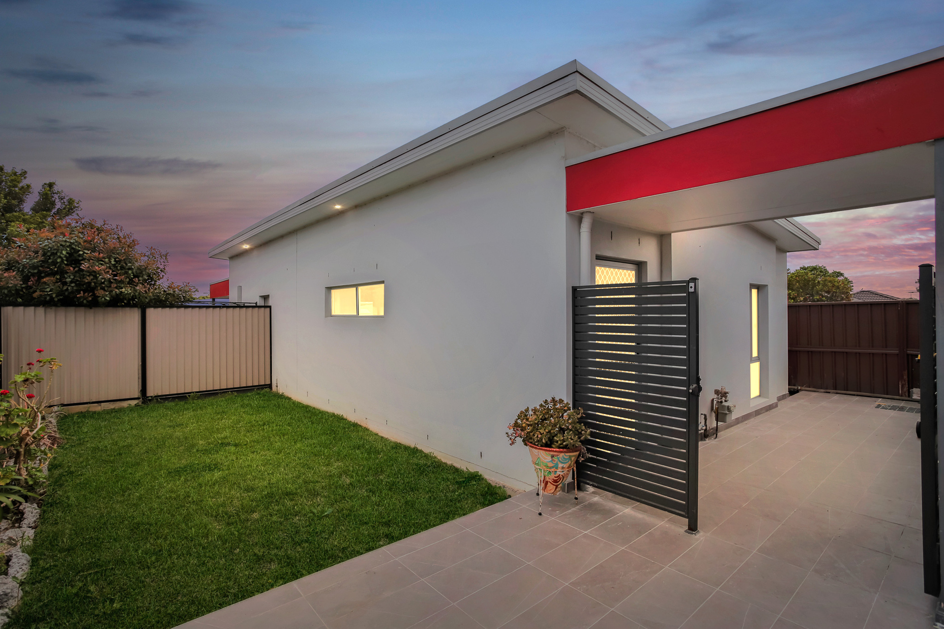 UNIT 7 94 FLOWERDALE RD, LIVERPOOL NSW 2170, 0 Bedrooms, 0 Bathrooms, House