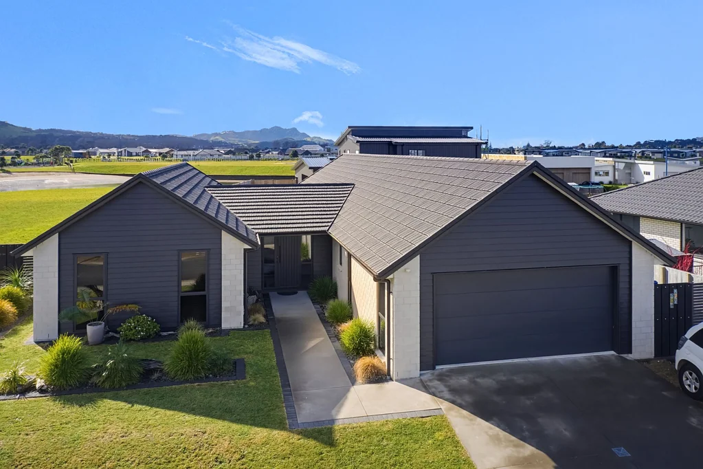 Whitianga 4房  AFFORDABLE FAMILY HOME. TOP LOCATION.