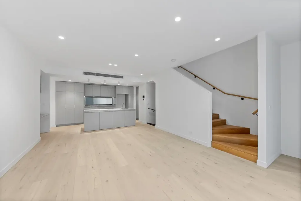 1/45 Kokaribb Road, Carnegie, VIC 3163