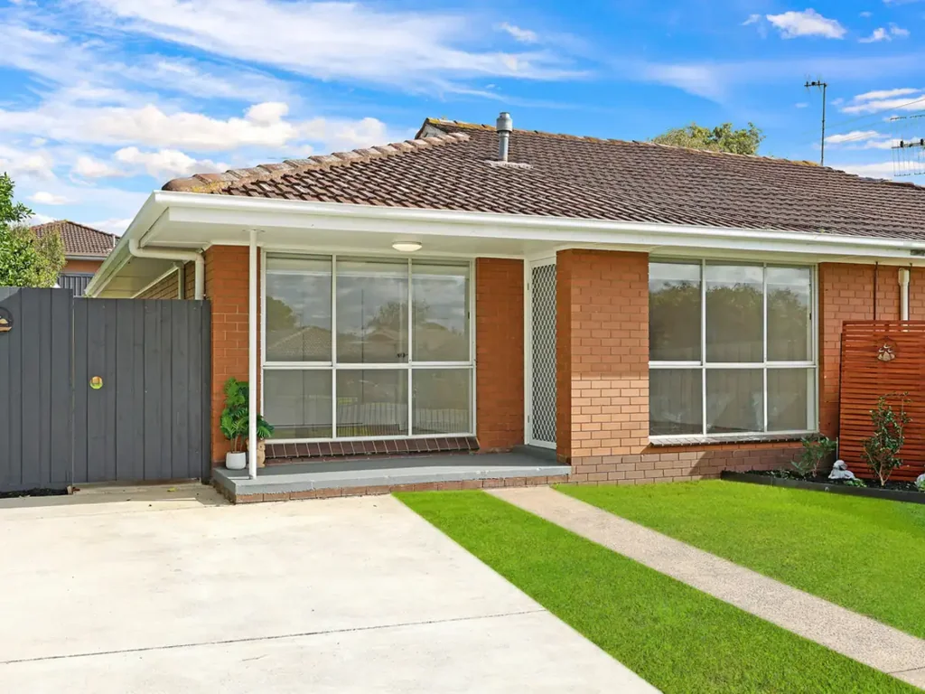Warrnambool 2 Bedroom EVERYTHING DONE FOR YOU – JUST MOVE IN!