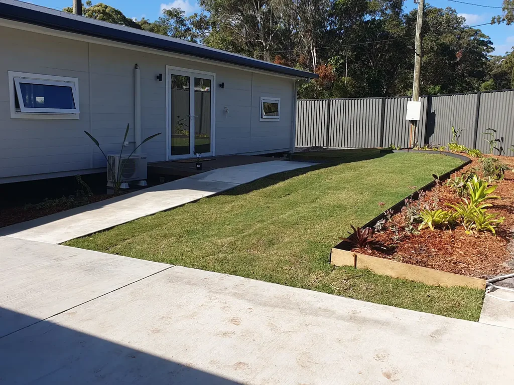 Russell Island 2 Bedroom Brand New Home, Central Location