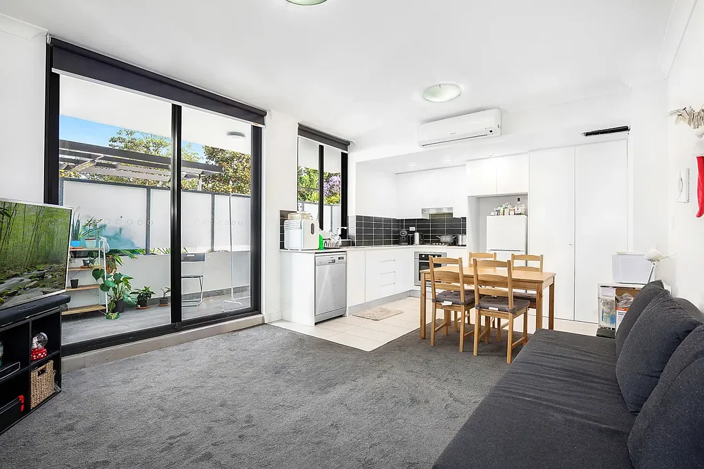Strathfield 1 Bedroom Quality apartment in convenient lifestyle address
