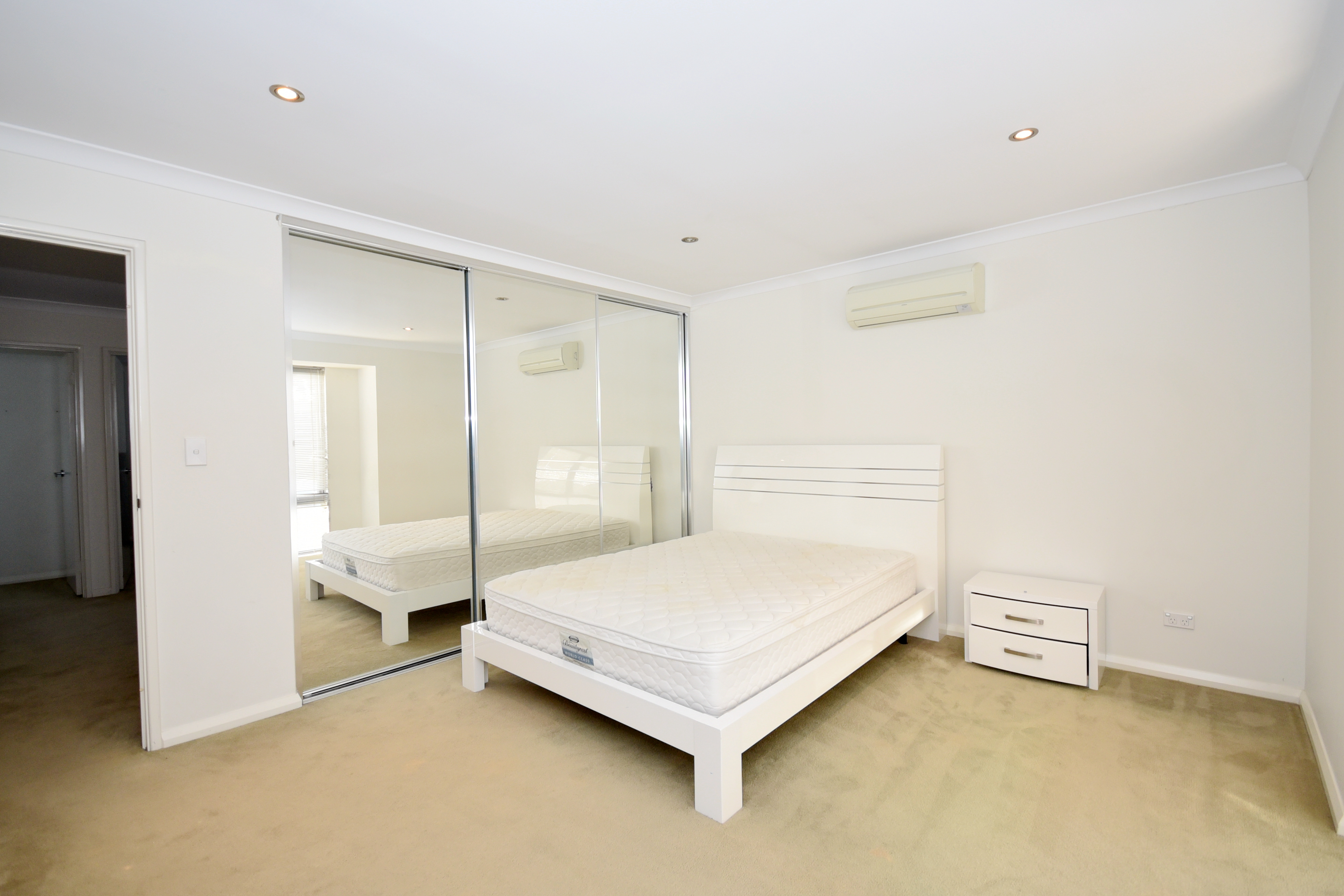 UNIT 4 29 STARBUSH GDNS, SUCCESS WA 6164, 0房, 0浴, Townhouse