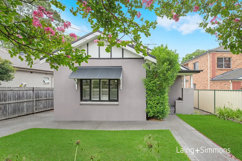 Homebush 3房 采光充足的家庭住宅，坐拥优越生活区位 Light-Filled Family Home in an Exceptional Lifestyle Location