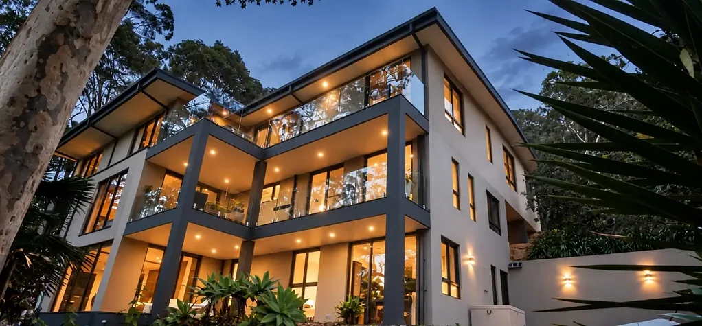 Bayview 6બેડરૂમ A RARE BAYVIEW ESTATE OF SCALE, PRIVACY & CONNECTION