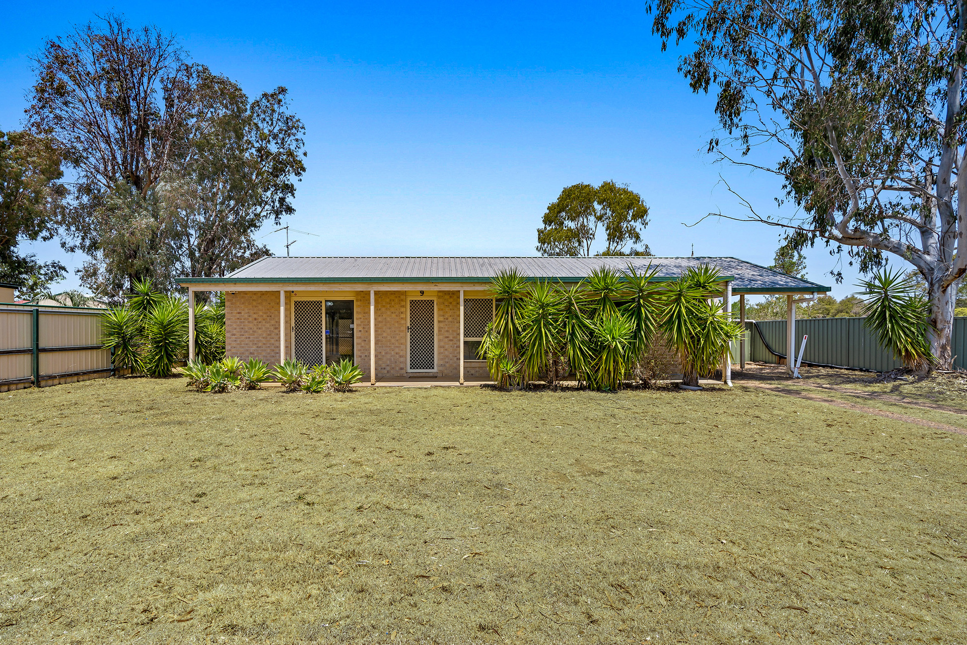 9 GEORGE ST, CAMBOOYA QLD 4358, 0部屋, 0バスルーム, House