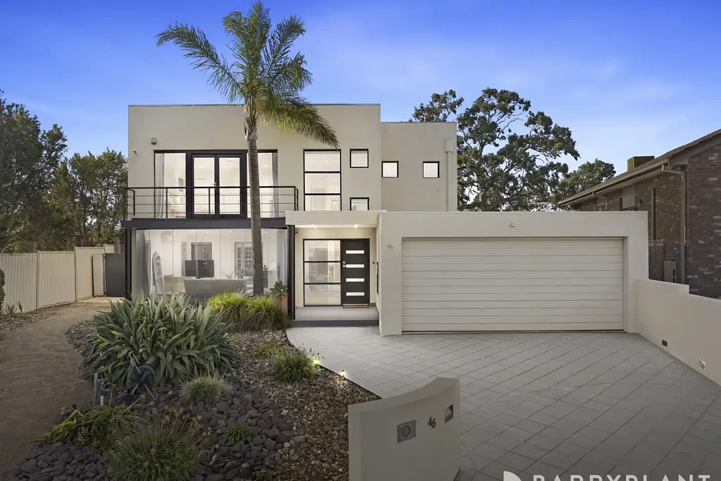 Mill Park 4Zimmer Architect-Designed Family Home on 770m² (approx.)