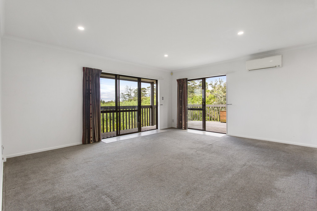 2/9 Jay Court, Botany Downs, Auckland - Manukau, 4 Bedrooms, 2 Bathrooms