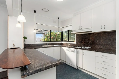8 DAHLIA ST, DROMANA VIC 3936, 3房, 2浴, House