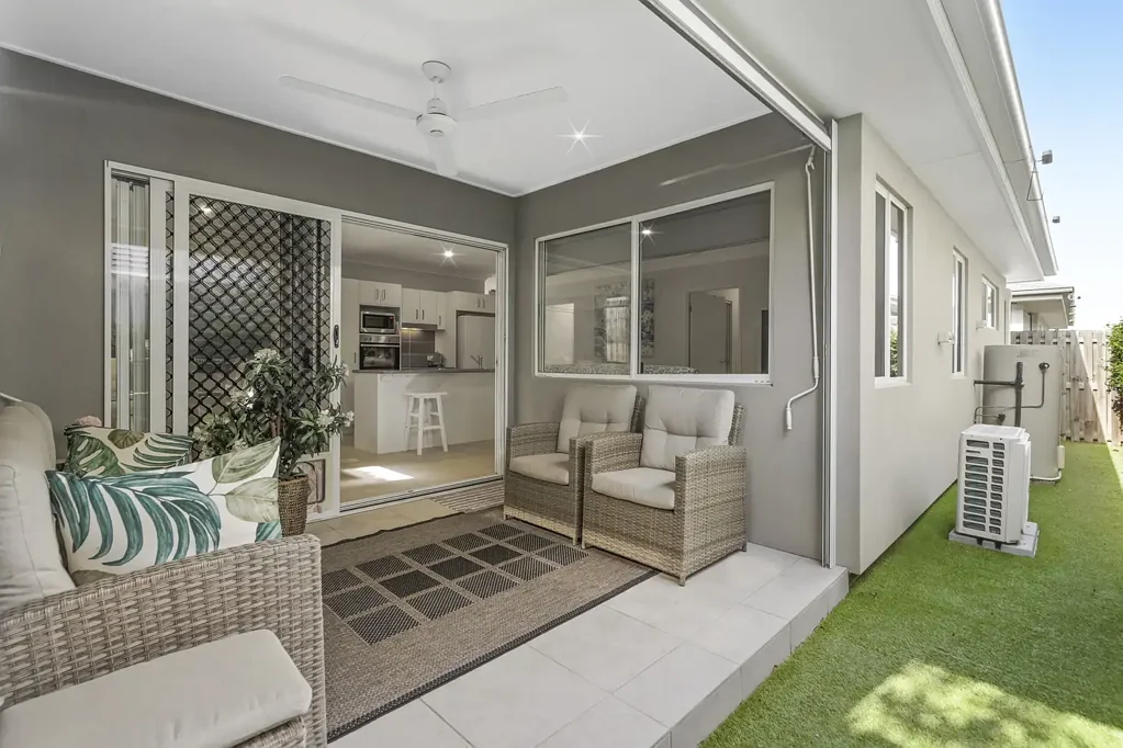 Chambers Flat 2 Bedroom Position Perfect in Chambers Pines
