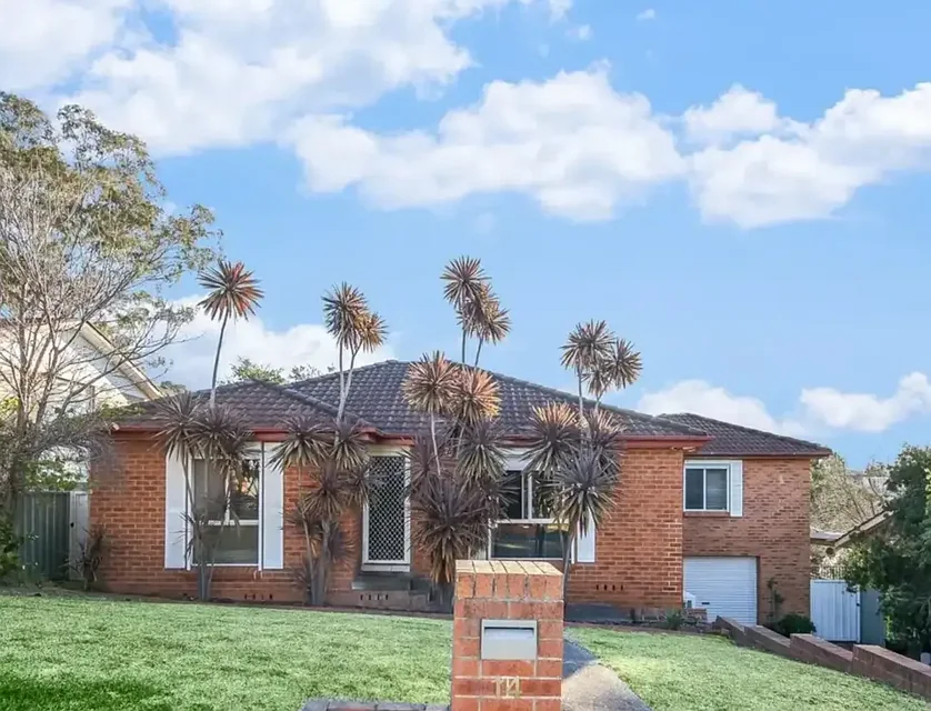 14 Trotwood Ave,, Ambarvale, NSW 2560, 3 غرف, 1 حمامات, House
