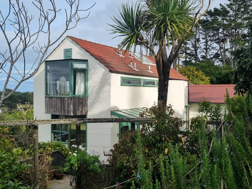 Horokiwi Exquisite Home On One Hectare Lifestyle