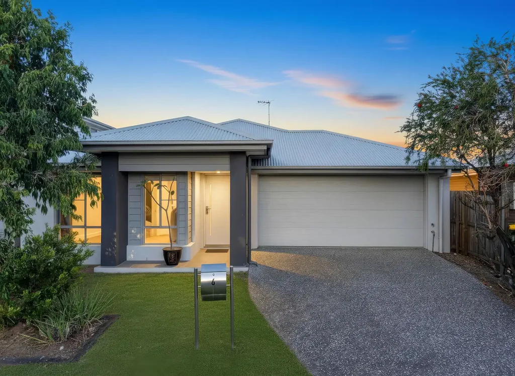 Pallara 4ਬੈੱਡਰੂਮ Modern Family Living in a Quiet StockLand Pallara Estate