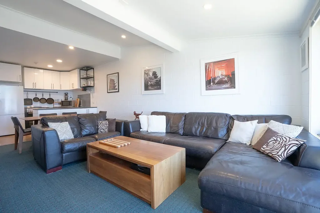 Harrietville 2Zimmer Spacious Two-Bedroom Apartment in a Boutique Complex with Pool, Spa and Sauna