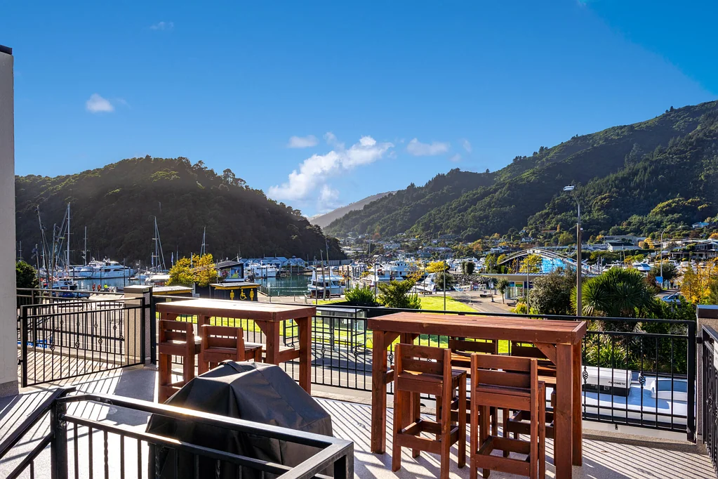 Picton 2房  Furnished Apartment, Picton's Waterfront Precinct