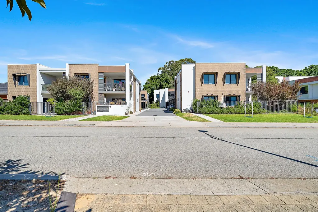 14/19 Juliet Road, Coolbellup, WA 6163