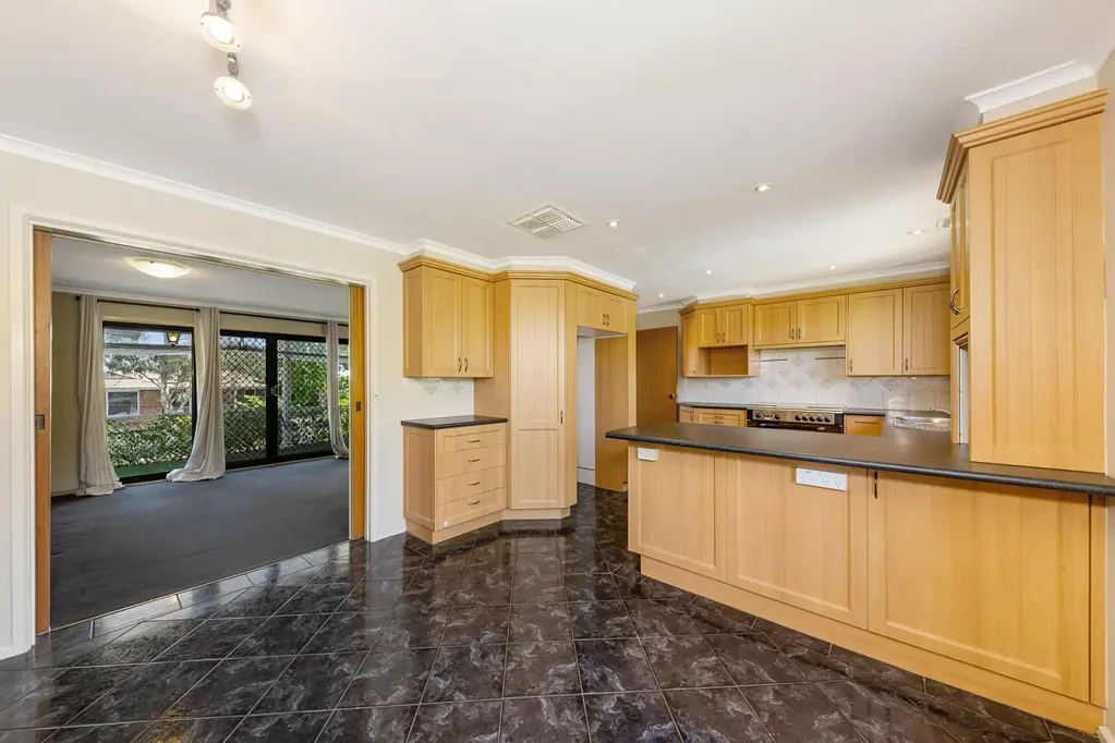 Stunning Three Bedroom Family Home with Pool, Solar and Larg