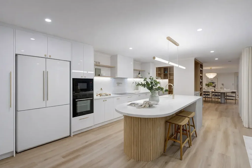 Ormiston 5Zimmer Luxury Family Living Redefined in Ormiston - Designer Renovation with Poolside Entertaining