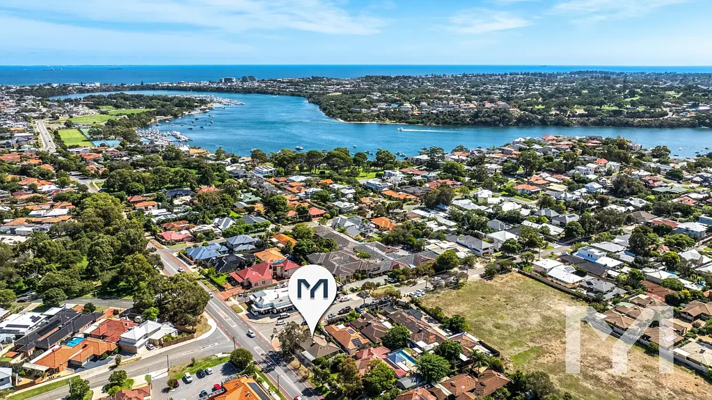 Bicton 4房  You're Invited to... Low-Maintenance Living by the River