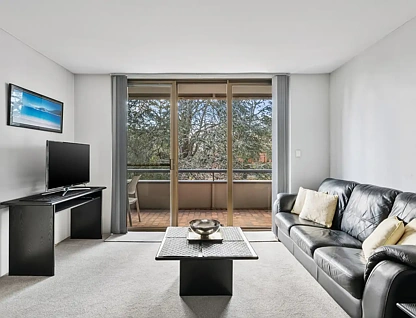 214/10 Currie Crescent, Griffith, ACT 2603, 2 ਕਮਰੇ, 1 ਬਾਥਰੂਮ, Apartment