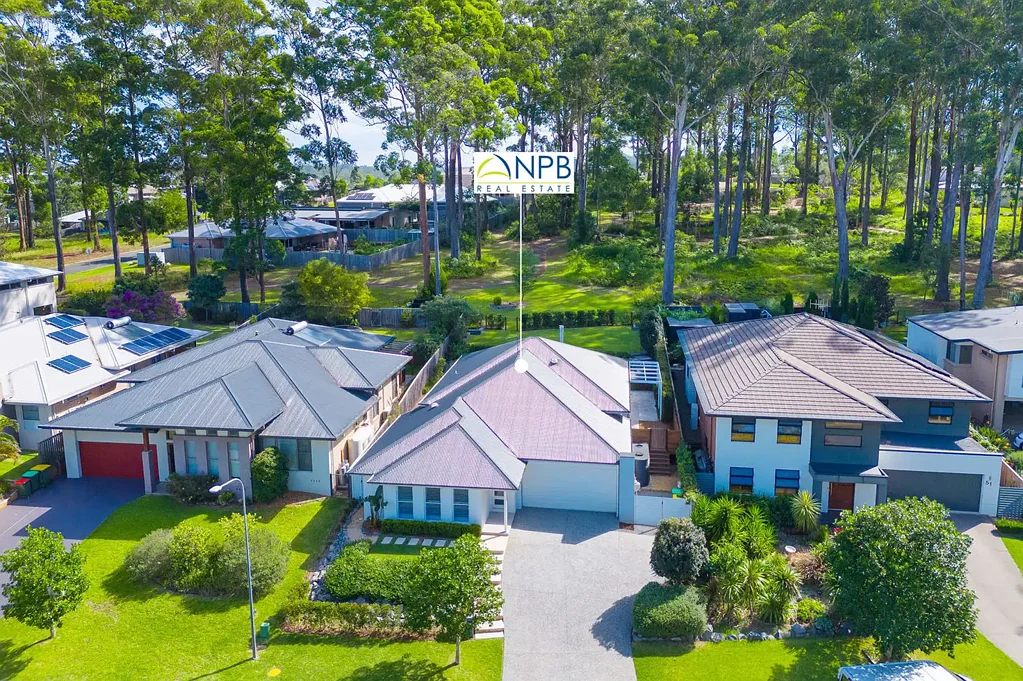 Port Macquarie 4 Bedroom Modern Elevated Home with Privacy, Space & Reserve Access