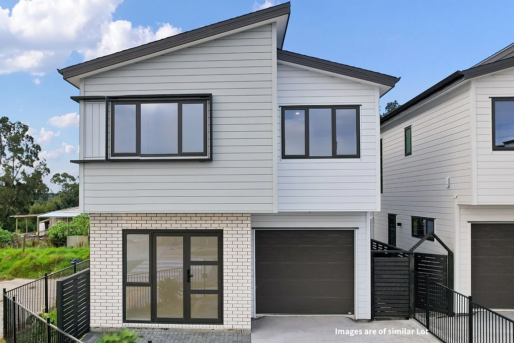 31 Whiteywood Street, Westgate, Waitakere City, Auckland