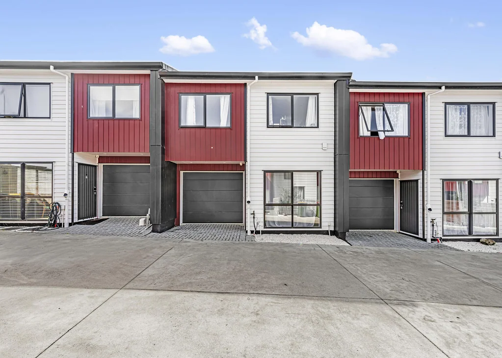 Glen Innes 3Moenga Freehold, No body Corp & No Society Fee