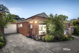 2/25 Ellesmere Parade, Rosanna