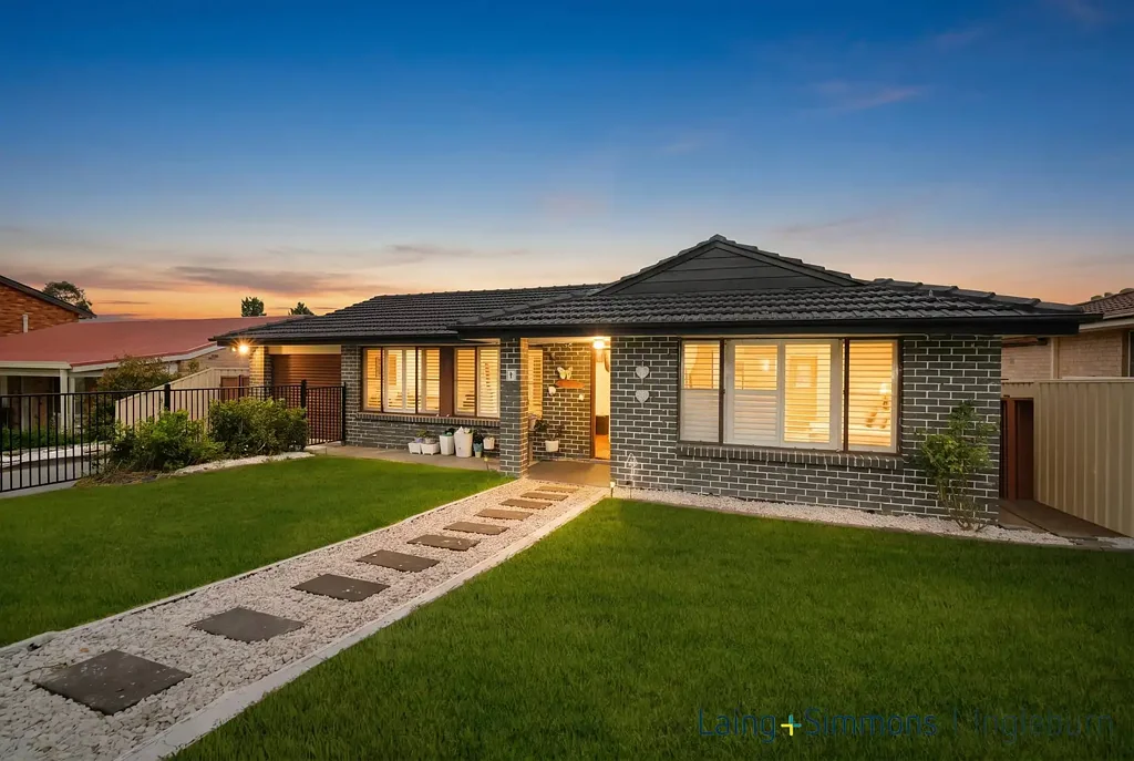 St Helens Park 5chambre Spacious Family Living on a Generous 560sqm Block