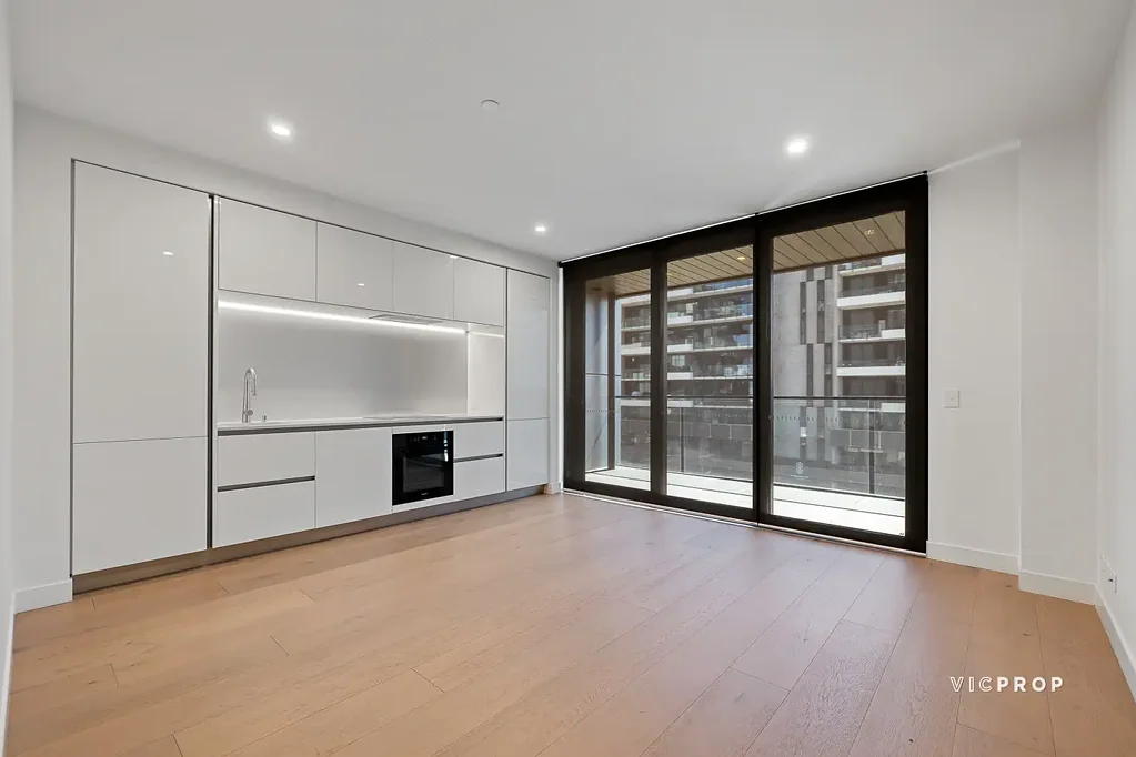 STYLISH TWO BEDROOM APARTMENT IN PRIME HAWTHORN EAST!