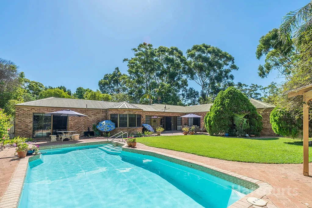 Wanneroo 4ਬੈੱਡਰੂਮ SEMI RURAL PROPERTY WITH SO MUCH TO OFFER
