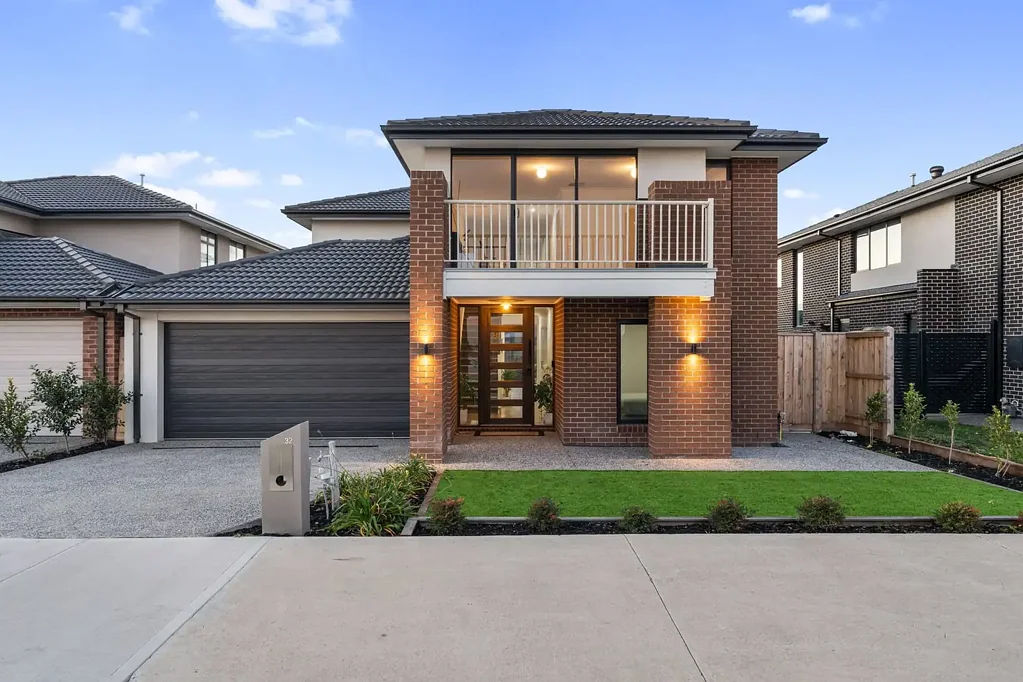Classic Double in Rathdowne Estate