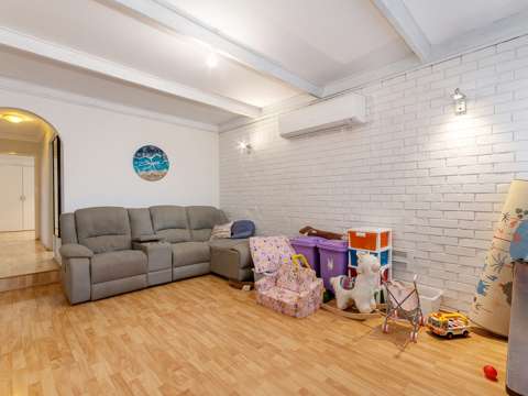 Hamersley 3 Bedroom A Blank Canvas with Great Potential!
